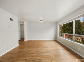 748 S Cloverdale Street 14, Seattle WA 98108