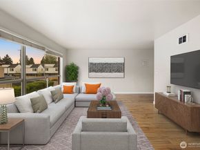 748 S Cloverdale Street 14, Seattle WA 98108