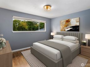 748 S Cloverdale Street 14, Seattle WA 98108