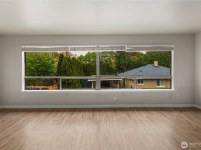 748 S Cloverdale Street 14, Seattle WA 98108