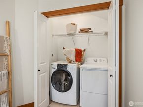 13726 Midvale Avenue N B, Seattle WA 98133