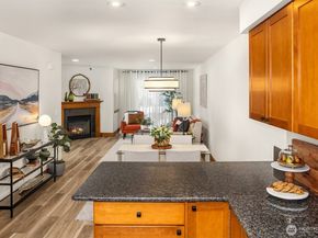 13726 Midvale Avenue N B, Seattle WA 98133