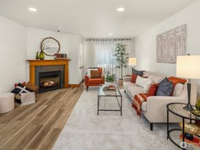 13726 Midvale Avenue N B, Seattle WA 98133