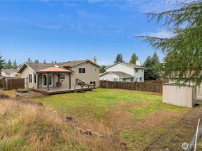 2401 185th Place SE, Bothell WA 98012
