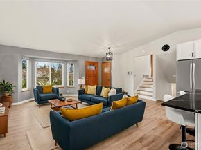 2401 185th Place SE, Bothell WA 98012