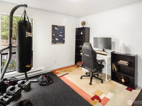 19409 56th Ave W 202, Lynnwood WA 98036