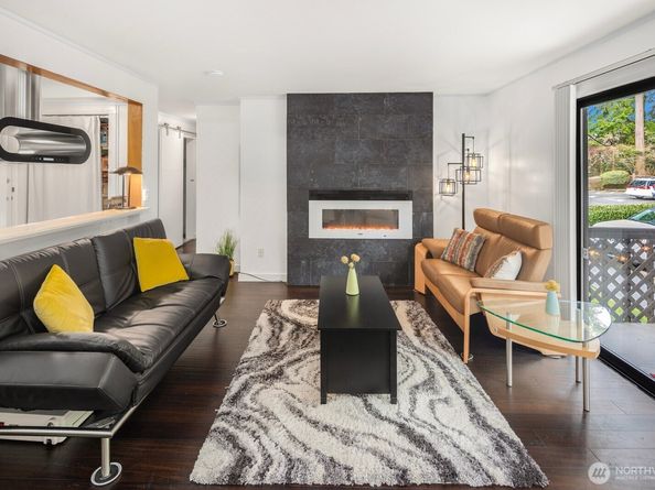 19409 56th Ave W 202, Lynnwood WA 98036