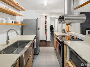 19409 56th Ave W 202, Lynnwood WA 98036