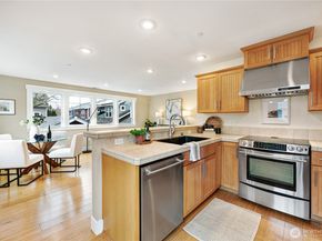 6309 30th Avenue SW, Seattle WA 98126