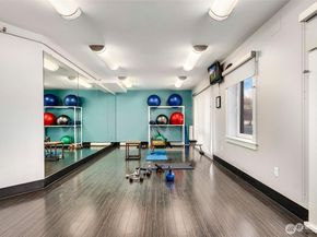 699 John St 319, Seattle WA 98109