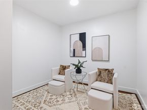 699 John St 319, Seattle WA 98109