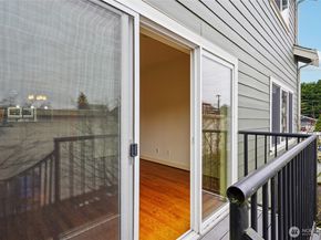 2814 E Spring Street, Seattle WA 98122