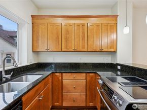 2814 E Spring Street, Seattle WA 98122