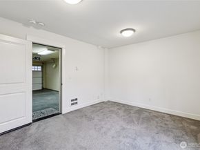 2814 E Spring Street, Seattle WA 98122