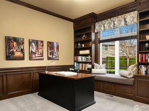 955 211th Place SE, Sammamish WA 98075