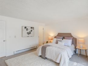 30853 13th Place S 2, Federal Way WA 98003