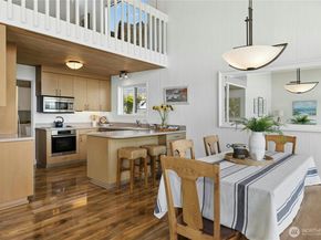 15636 Point Monroe Drive NE, Bainbridge Island WA 98110