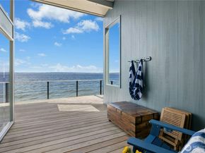 15636 Point Monroe Drive NE, Bainbridge Island WA 98110