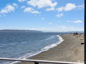 15636 Point Monroe Drive NE, Bainbridge Island WA 98110