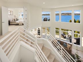 7439 W Mercer Way, Mercer Island WA 98040