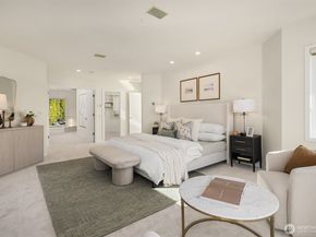 7439 W Mercer Way, Mercer Island WA 98040