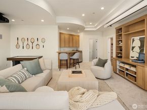 7439 W Mercer Way, Mercer Island WA 98040