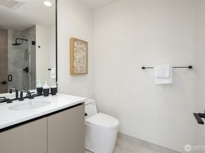 415 99th Avenue NE, Bellevue WA 98004
