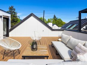 415 99th Avenue NE, Bellevue WA 98004