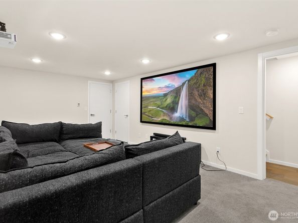 1709 15th Avenue S, Seattle WA 98144