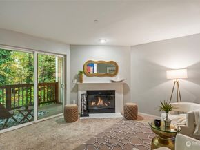 3800 NE Sunset Boulevard E202, Renton WA 98056