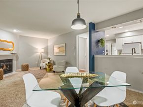 3800 NE Sunset Boulevard E202, Renton WA 98056