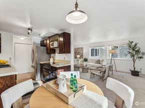 734 N 94th Street A3, Seattle WA 98103