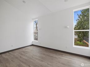 9747 57th Avenue S, Seattle WA 98118
