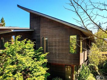 752 Vineyard Lane