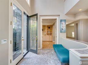 5511 154th Avenue SE, Bellevue WA 98006