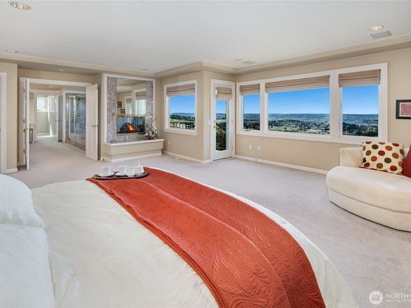 5511 154th Avenue SE, Bellevue WA 98006