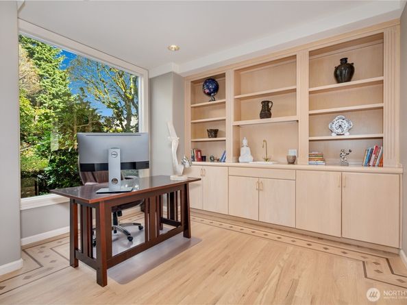5511 154th Avenue SE, Bellevue WA 98006