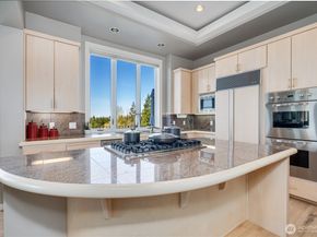 5511 154th Avenue SE, Bellevue WA 98006