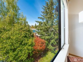 1740 NE 86th Street 316, Seattle WA 98115