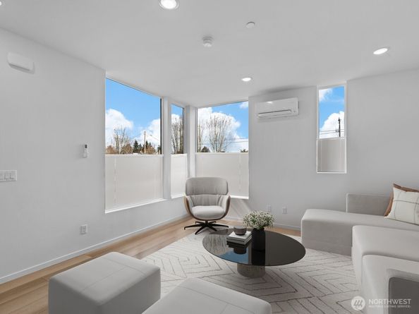 8324 16th Avenue NW E, Seattle WA 98117