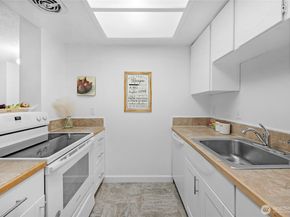 14630 NE 32nd Street F14, Bellevue WA 98007