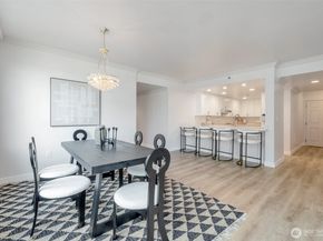 177 107th Avenue NE 1708, Bellevue WA 98004