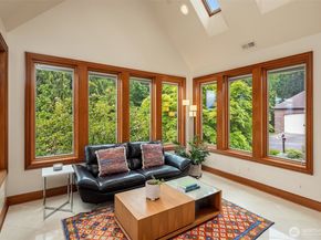 18212 244th Avenue NE, Woodinville WA 98077