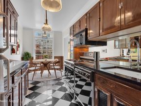14 Sutton Place S 13G, New York NY 10022