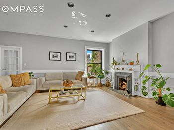 72 East 93rd Street