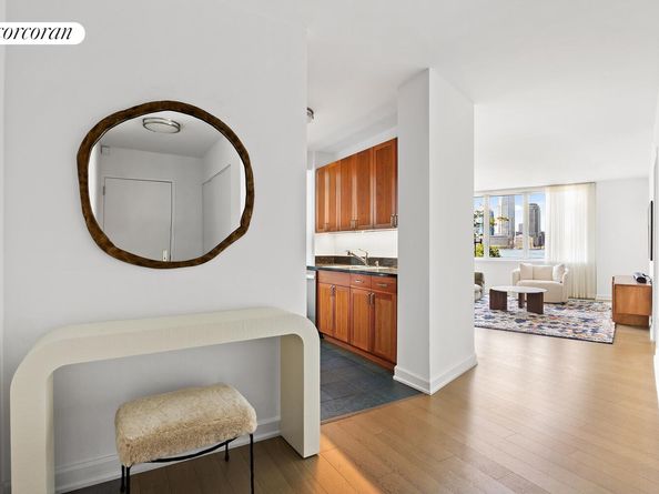 20 River Terrace 3M, New York NY 10282