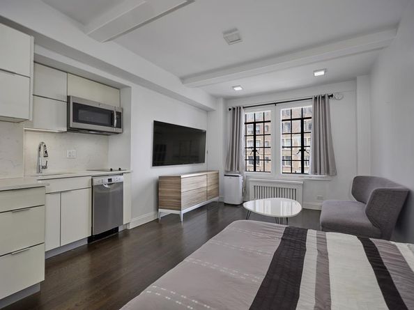 25 Tudor City Place 402, New York NY 10017