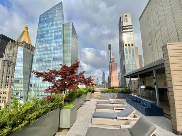 407 Park Avenue S 23C, New York NY 10016