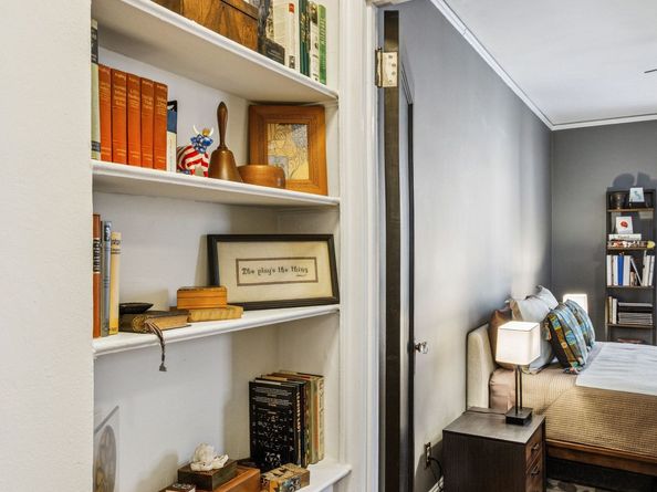 60 Cooper Street 5J, New York NY 10034