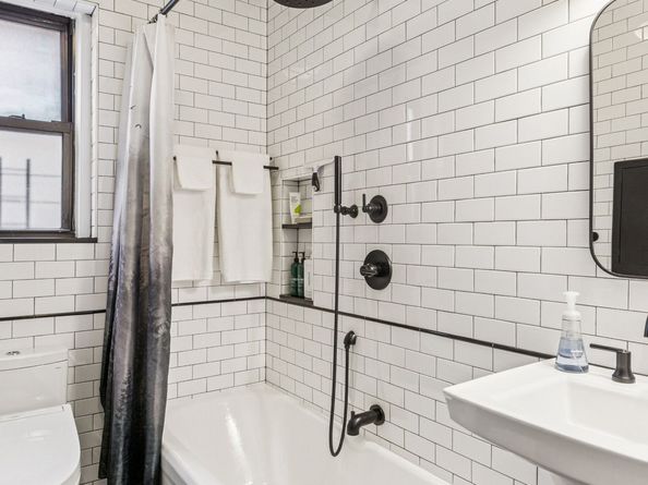 60 Cooper Street 5J, New York NY 10034